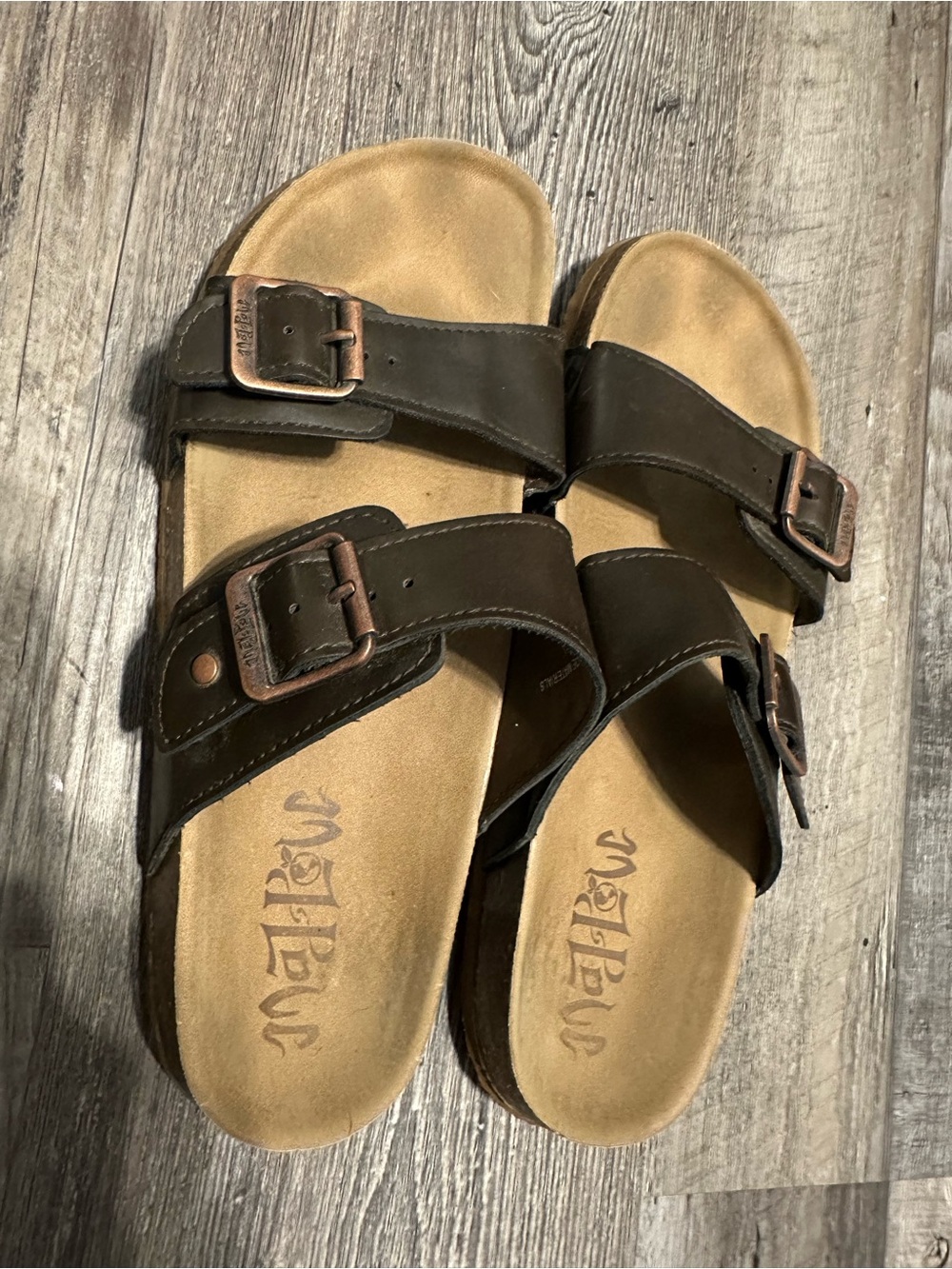 5/$25 sandals - Picture 2 of 6